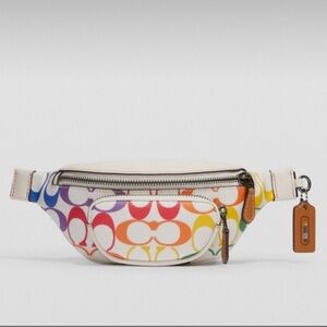 Brand New Fanny coach bag. Never been used, in great condition!!